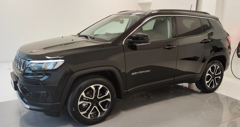 Jeep Compass cena 155000 przebieg: 5, rok produkcji 2024 z Gryfice małe 191